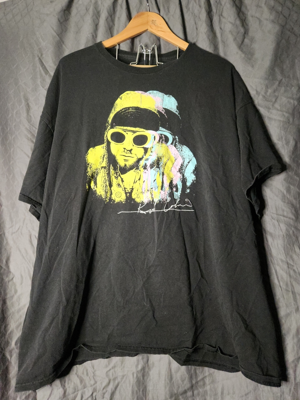 Kurt Cobain Black Short-Sleeve Graphic Tee with Neon Multi-Color Portrait 2XL